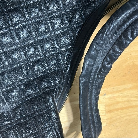 Marc Jacobs Black Leather Handbag - Picture 5 of 12